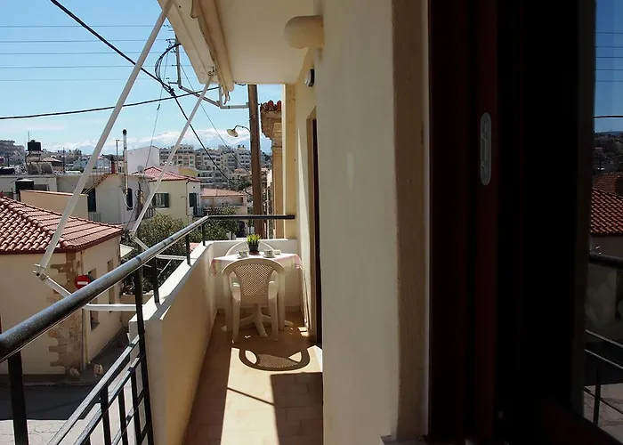 Charming Apartment In Halepa!